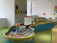 -爱睿思儿童早教亲子游泳(万象城店)