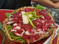 8两鲜肉（偏肥）-潮汕•草根牛肉档(中江路店)