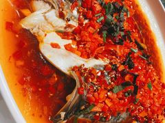 坛香剁椒蒸水库鱼头（半只）-湘上湘(正大中心总店)