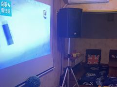 -玩坞轰趴馆·户外团建聚会主题生日派对馆(世豪广场店)