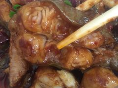 红烧江鲶-新洪伟餐厅(武昌火车站店)
