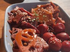 -蜜桃餐厅·伴山(湖滨商业街店)