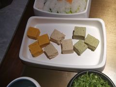 三色豆腐-左庭右院鲜牛肉火锅(新梅广场店)