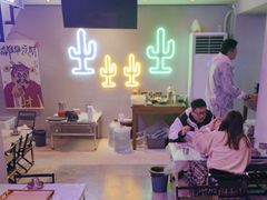 -夜火烤摊·东北烧烤酒场·老杨小黄鱼