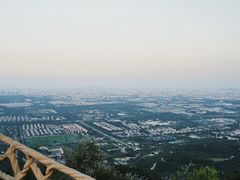 -鬼笑石后山停车场