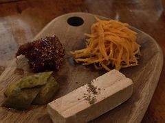 自家鹅肝酱配红酒无花果-羽深肉铺 Steak & Wine