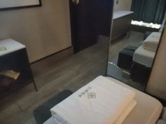 -见康道莱•足浴按摩•艾灸•SPA(友谊店)