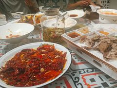 -沙枣树辣子鸡•新疆家常菜(喀什西路店)