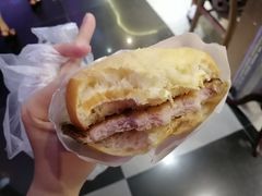 -L猪扒包(天河购书中心店)