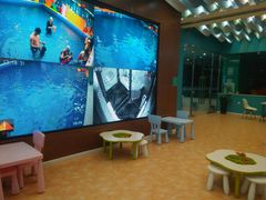 -Swim斯卫姆国际儿童游泳中心(红博中央公园店)