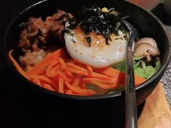 香辣肥牛拌饭-嘿嘟嘟·肋条烧肉放题(爱融荟城店)