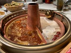 -同心如意传统铜火锅