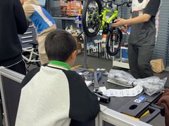 -迪卡侬(观山店)