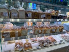 -巴黎贝甜(大宁国际商业广场店)