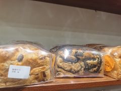 -雀食面包店(钟楼店)