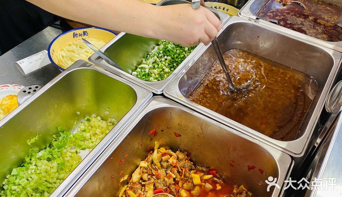 碗碗不重样的网红面馆开来玉林啦🎊