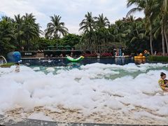 游泳池-三亚湾海居铂尔曼度假酒店