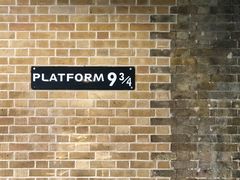 -九又四分之三站台