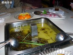 酸菜鱼锅底-海底捞火锅(吴中路店)