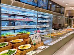 自助取餐区-老乡鸡(上海白玉兰广场店)