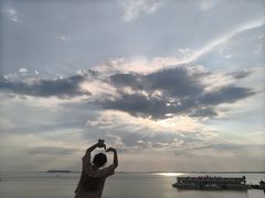 -巴陵广场