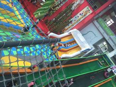 -蒙特利亲子乐园