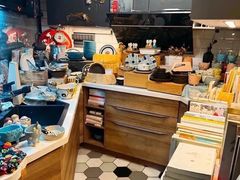 -橡皮书店(翠湖北路店)