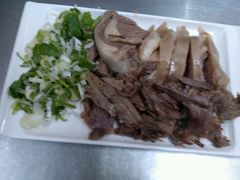 带皮狗肉-英子补身汤(海兰路店)
