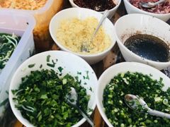 -巍山火巴肉饵丝(大理古城店)