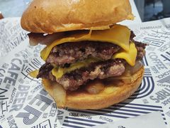 -TRIPS BURGER(大钟寺店)