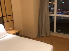 -全季酒店(成都九眼桥店)