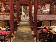 -老牌坊云南鱼豆花火锅(爱建店)
