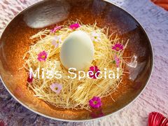 -虹潮荟·餐桌上的美食地理(太阳宫店)