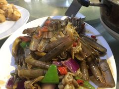 -四川小胡子海鲜(丁村万人海鲜广场店)