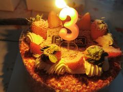 -皇冠幸福里动物奶油生日蛋糕(石桥店)