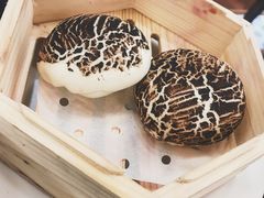 蘑菇红豆包-玉兰苑一等茶餐厅
