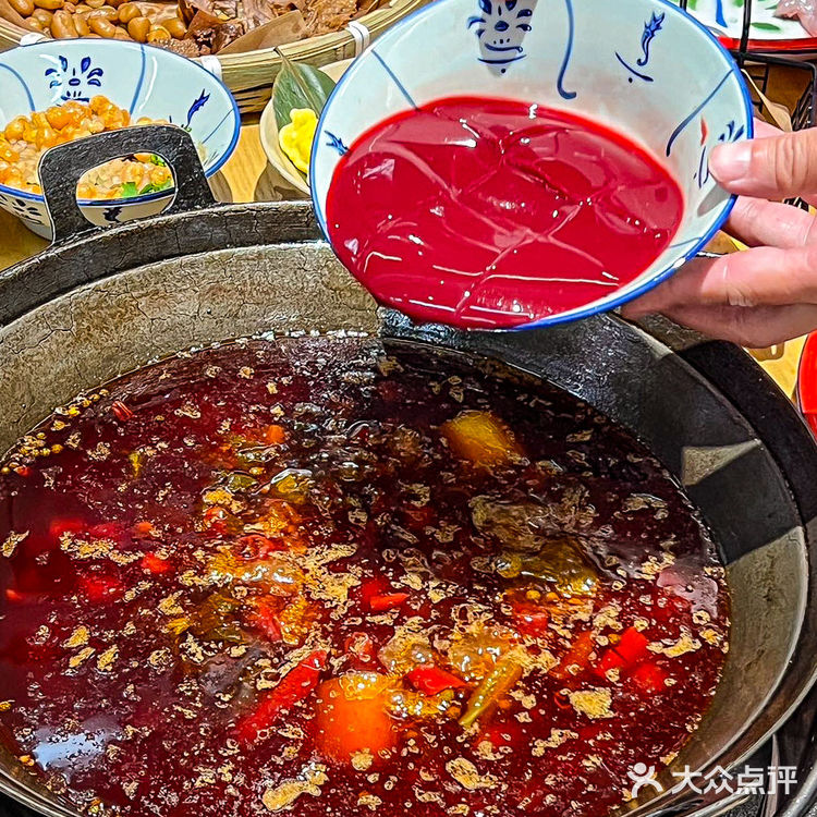 请问是谁发明的无刺黑鱼花火锅🐟都给我来吃❗❗