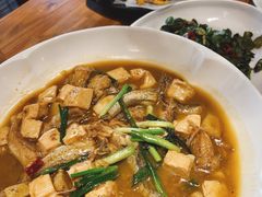 -头上红煨盐鸡·非遗院子餐厅