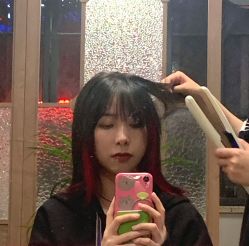 -苑苑发型设计
