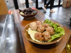 贵阳脆哨丸子-黔有有贵州酸汤夺夺粉火锅(五味十字店)