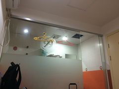 -99旅馆连锁(广兰路地铁站店)