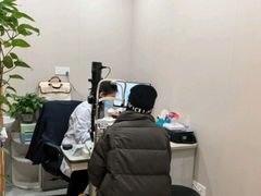 -上海大学附属上海和平眼科医院