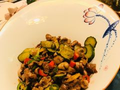 黄瓜炒鸡胗-69艺术餐厅(宋庄店)