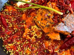 -黄潇洒老火锅(九眼桥宏济巷店)