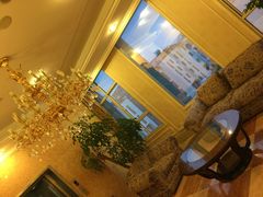 -梦中园海鲜酒店(川沙路店)