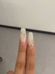 -丽心自助美甲美睫