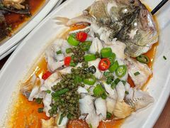 -荣基四海一家·家常菜·海鲜大排档(新安店)