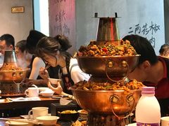 -炉小二铜锅牛蛙•川湘菜(三里屯店)