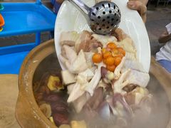 -广味炭炉鸡煲(宝业路分店)