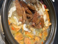 -野菌皇海景野生菌火锅(滨海大道店)